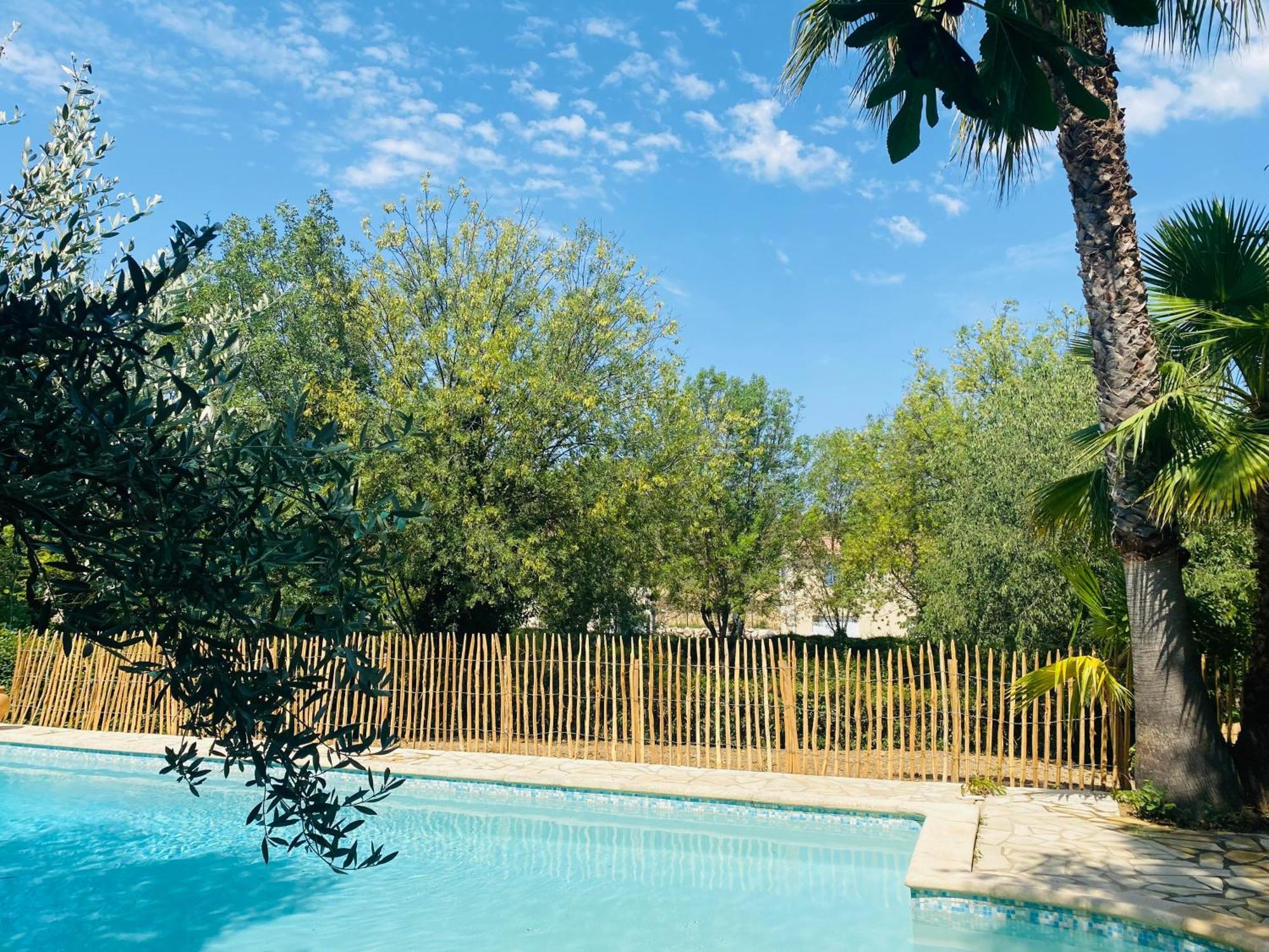 Magnifique Villa Typique Du Sud Avec Piscine Privee Et Jardin Mediterraneen Saint-Vincent-de-Barbeyrargues Bagian luar foto